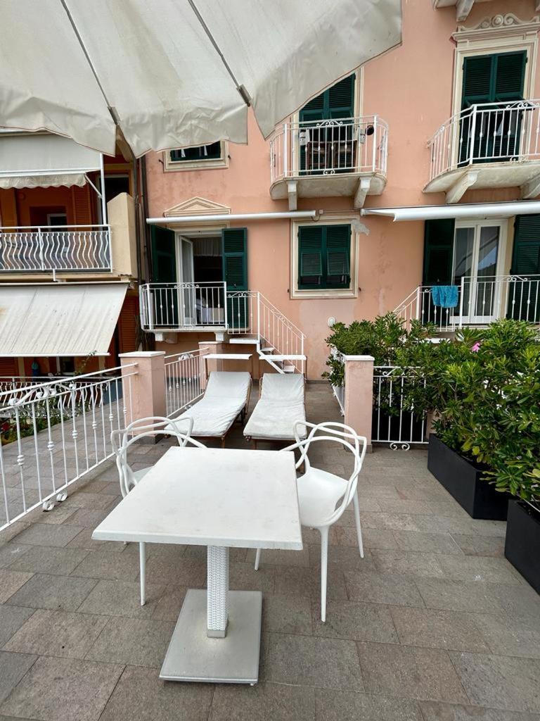 Hotel Miramare Sestri Levante Exterior foto